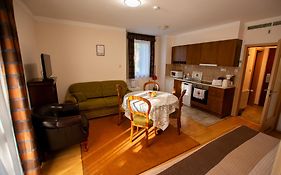 Bernadett Villa Apartman 3