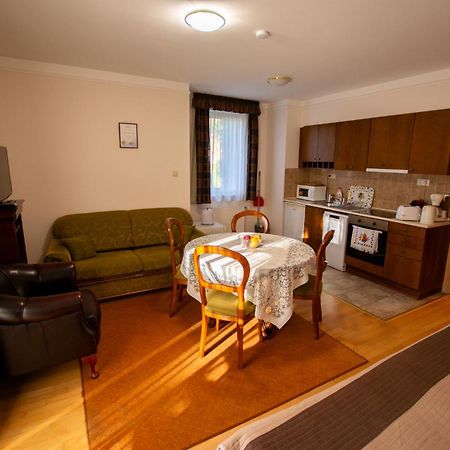 Bernadett Villa Apartman 3 Bük Exteriér fotografie