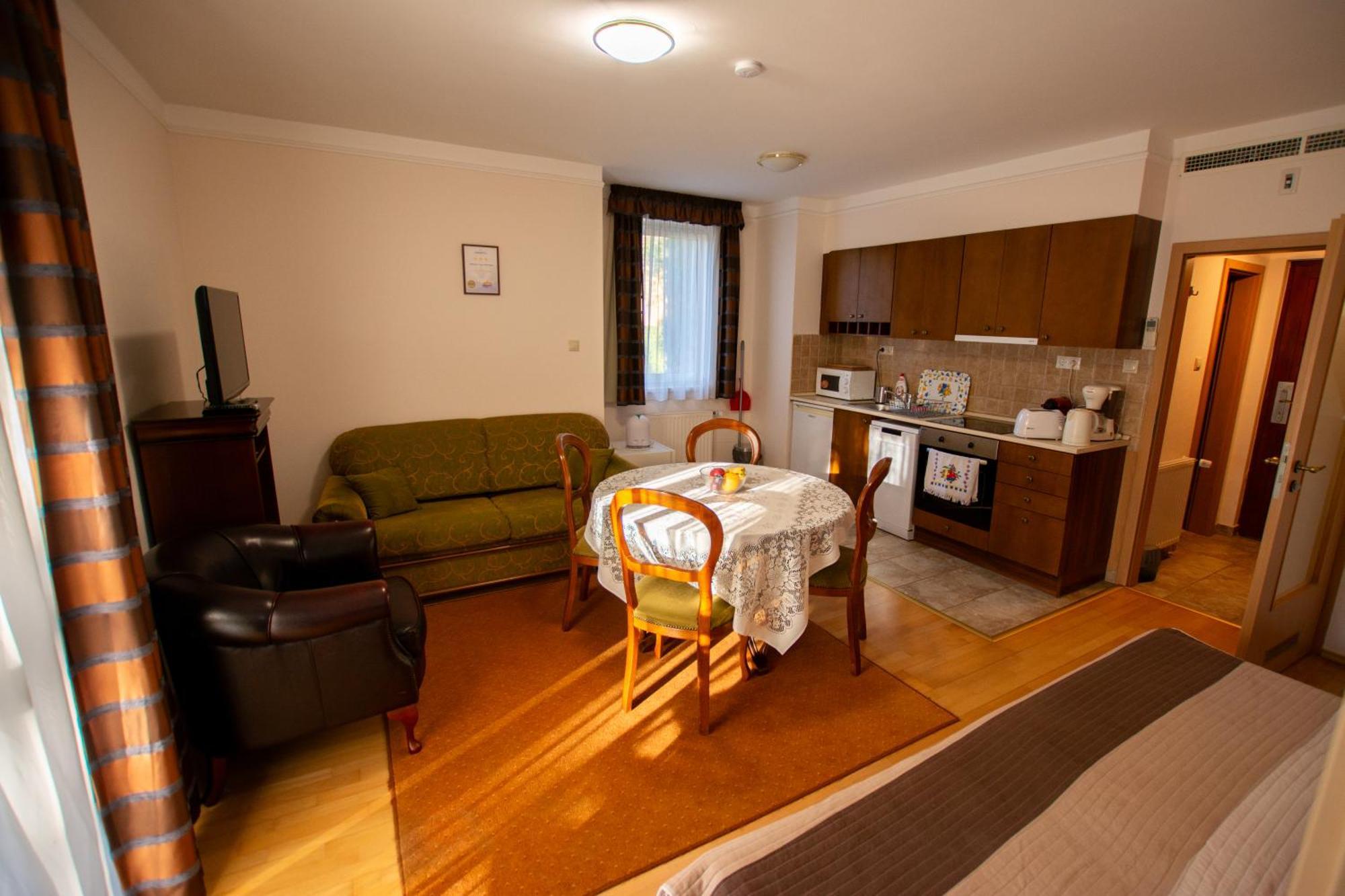 Bernadett Villa Apartman 3 Bük Exteriér fotografie